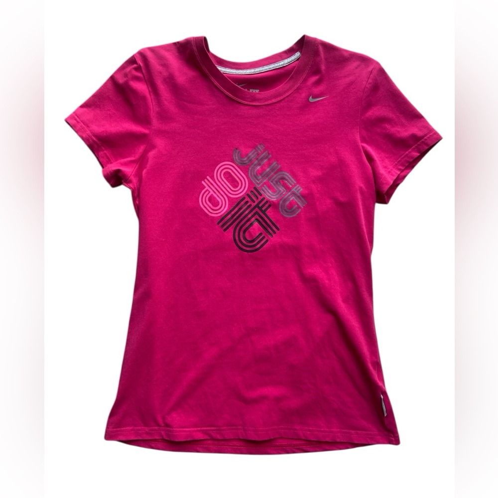 Nike Graphic Tee - Fuscia